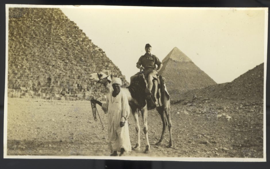 Giza pyramids 1941