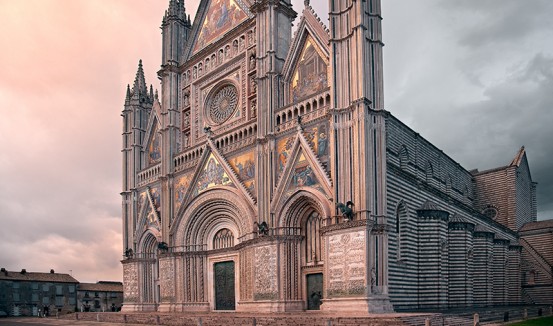 Orvieto cathedral photo tour in taly