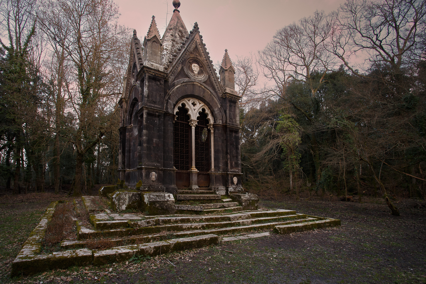 edoardo cahen's mausoleum