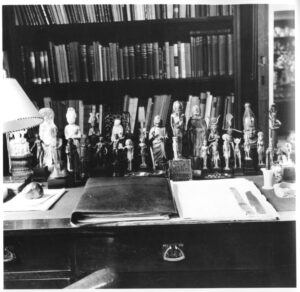 Freud's desk with antique statues